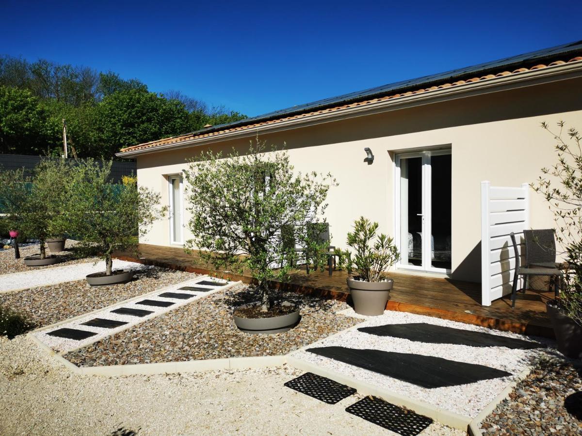 "Notre Bastide" Maison Et Table D'Hotes Sur Reservation, Piscine, Climatisation, Jacuzzi, Prise Pour Ve Bed & Breakfast Marcillac-Saint-Quentin Exterior foto